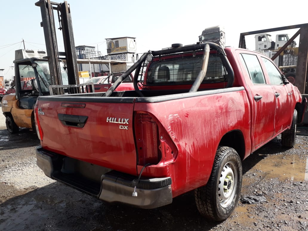 Toyota HILUX 2020    EN DESARME
